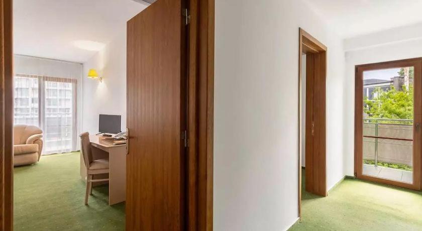 Bran Brad Bega By Steaua De Mare Hotel Eforie Nord Exterior photo